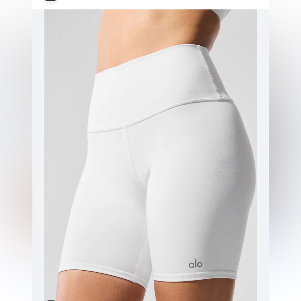 ALO Yoga Biker shorts
